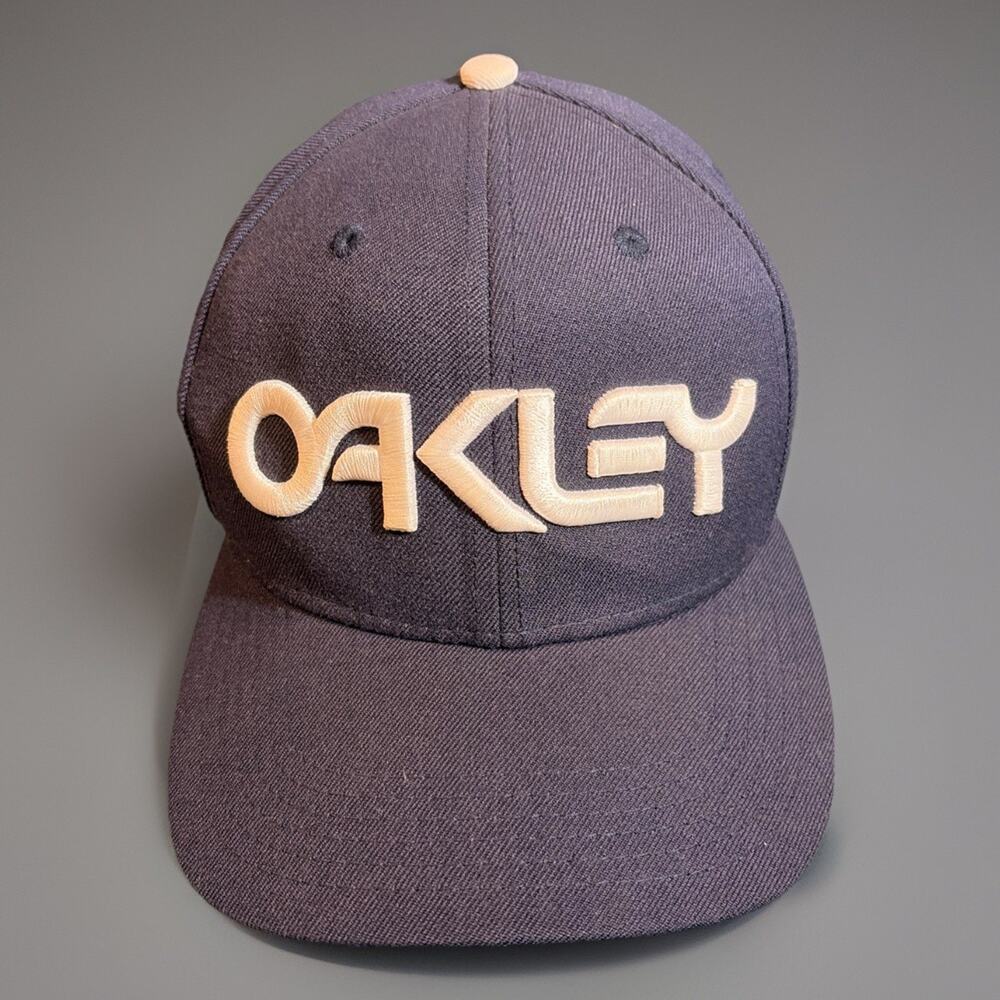 Oakley Blue Snapback Hat Baseball Cap Wool Blend Trucker Snowboard Spellout OS